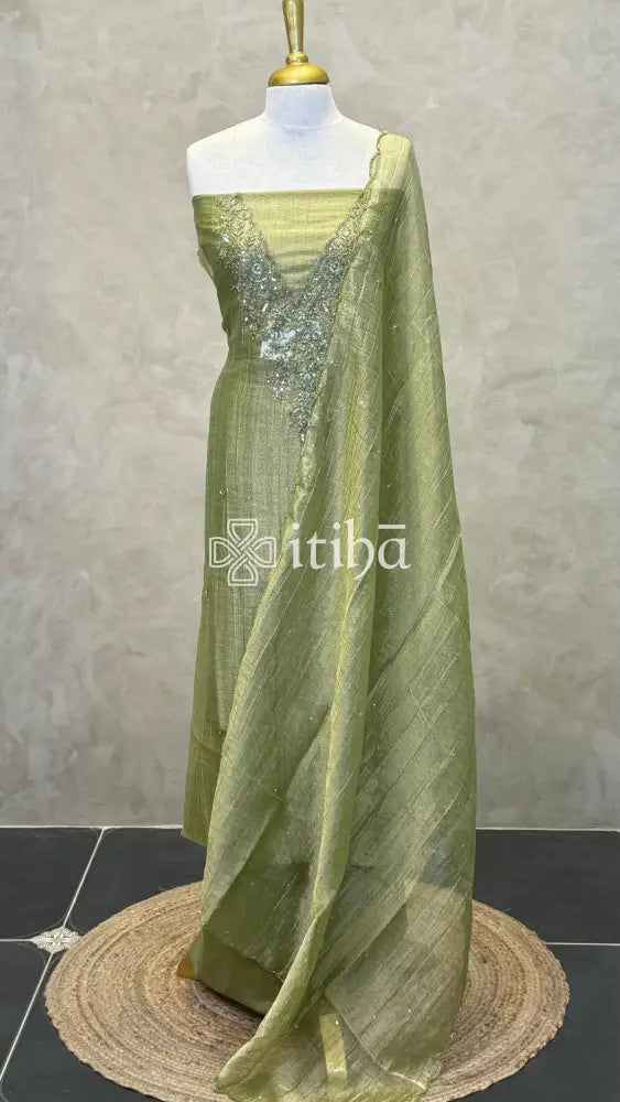 HAND EMBROIDERY SUIT SET - olive green