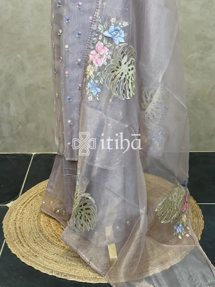ORGANZA SALWAR SUIT