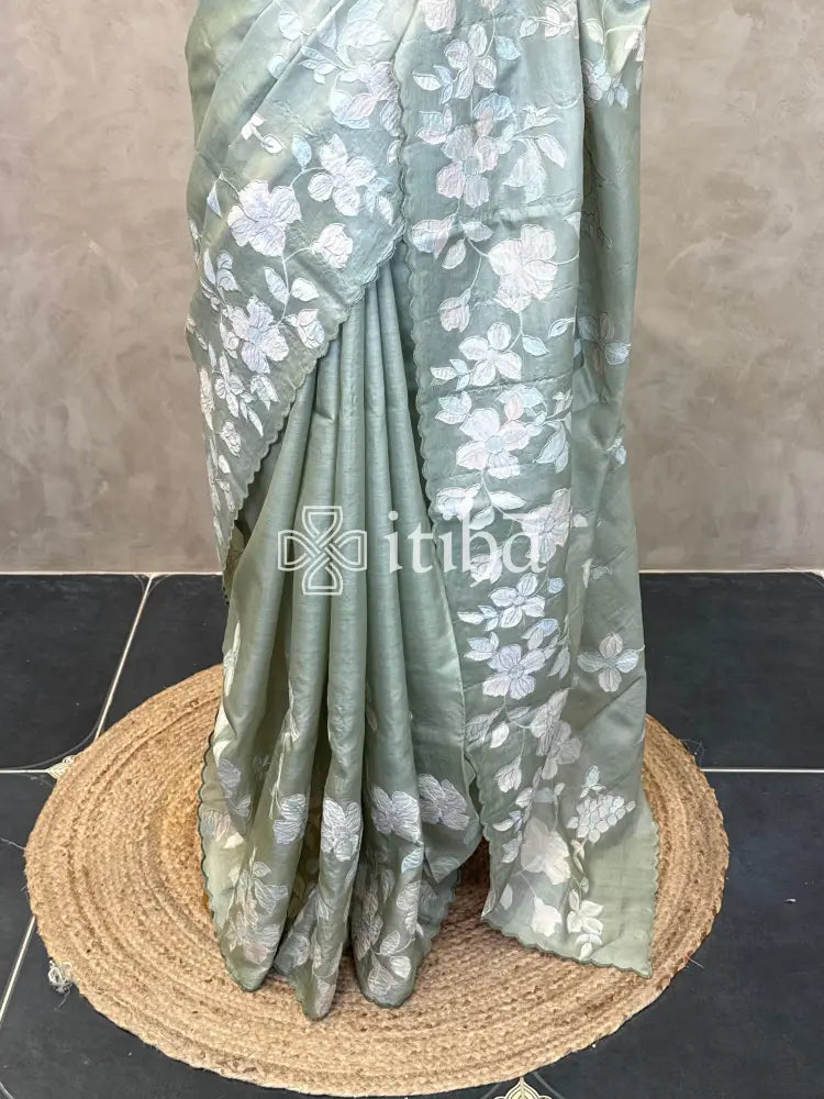 PURE TUSSAR SILK APPLIQUE EMBROIDERY SAREE
