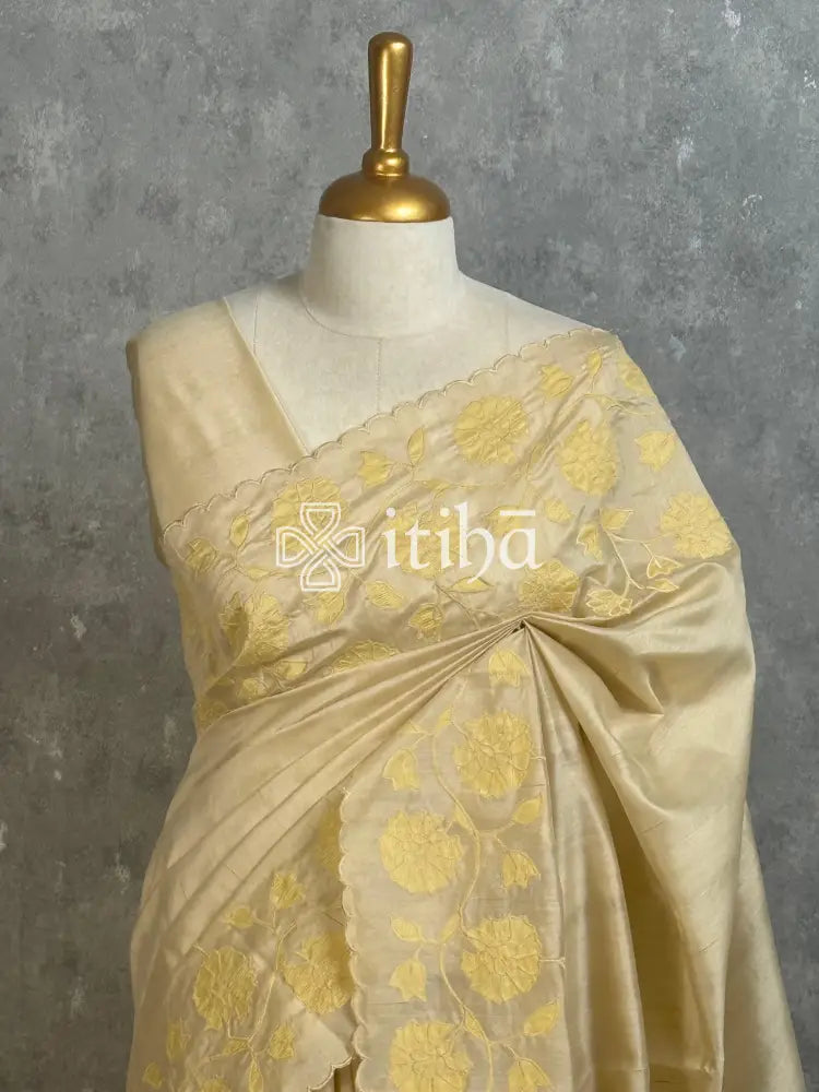 SEMI TUSSAR APPLIQUE EMBROIDERY SAREE