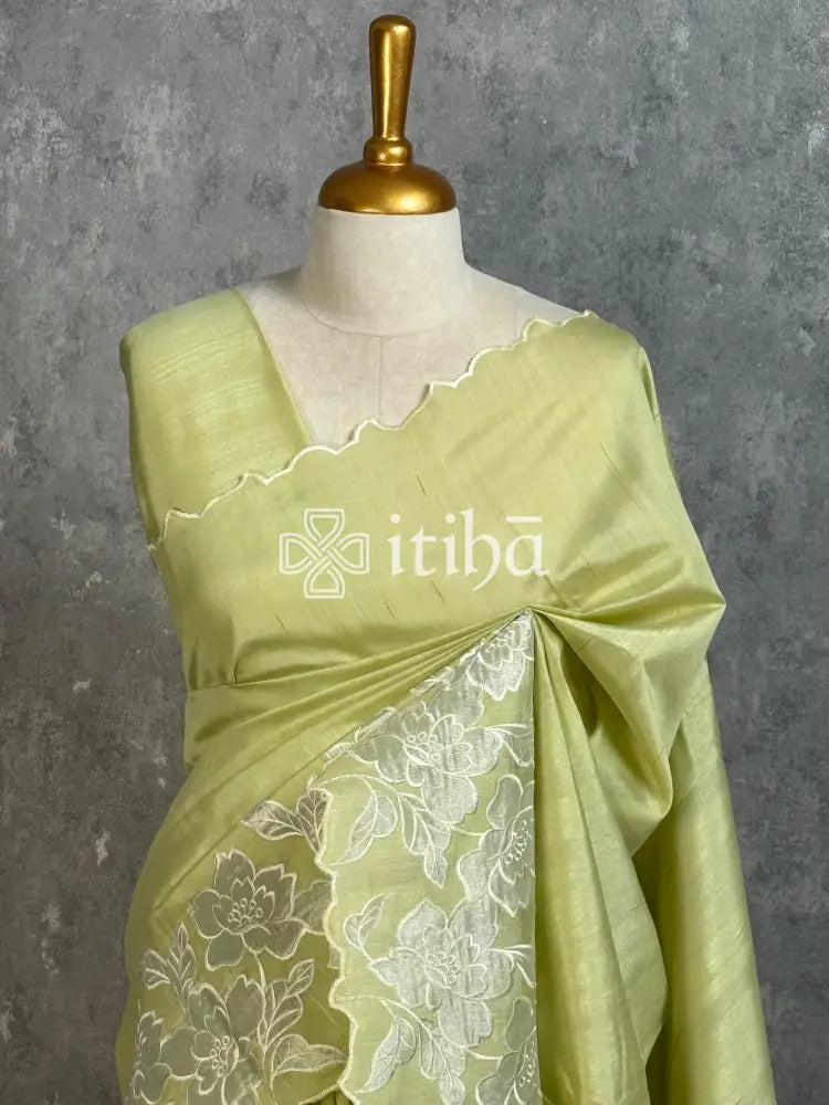 SEMI TUSSAR APPLIQUE EMBROIDERY SAREE