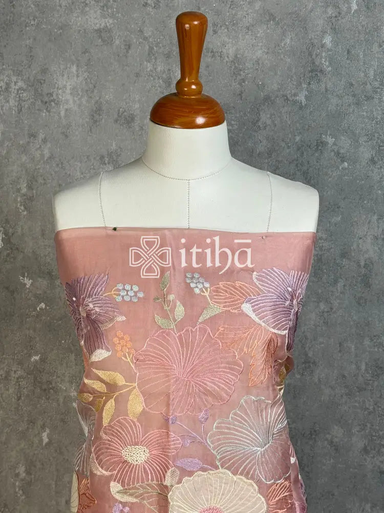 SILK ORGANZA SUIT