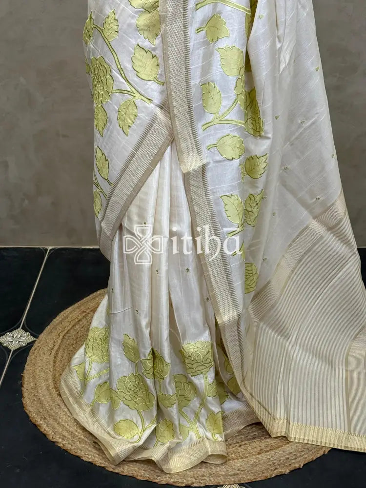 SEMI TUSSAR APPLIQUE EMBROIDERY SAREE