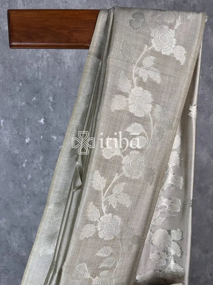 SEMI TUSSAR SILK WEAVING BANARASI SAREE