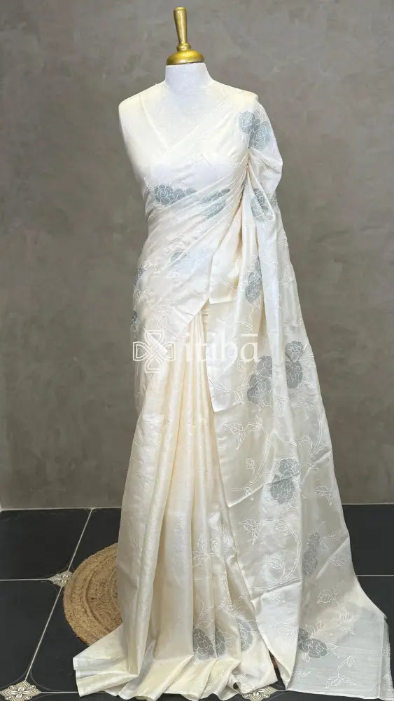 TUSSAR SILK APPLIQUE EMBROIDERY SAREE - SAGE GREEN