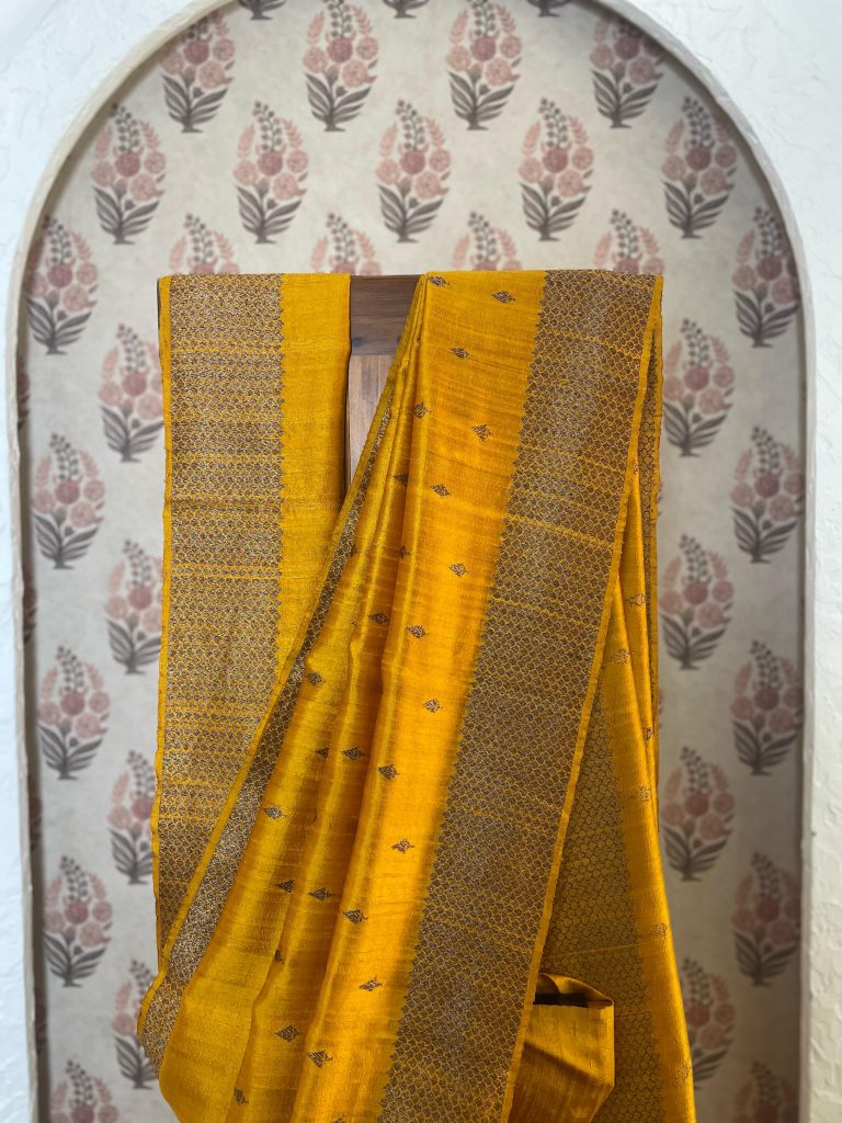 TUSSAR RAW SILK SAREE - Image 4