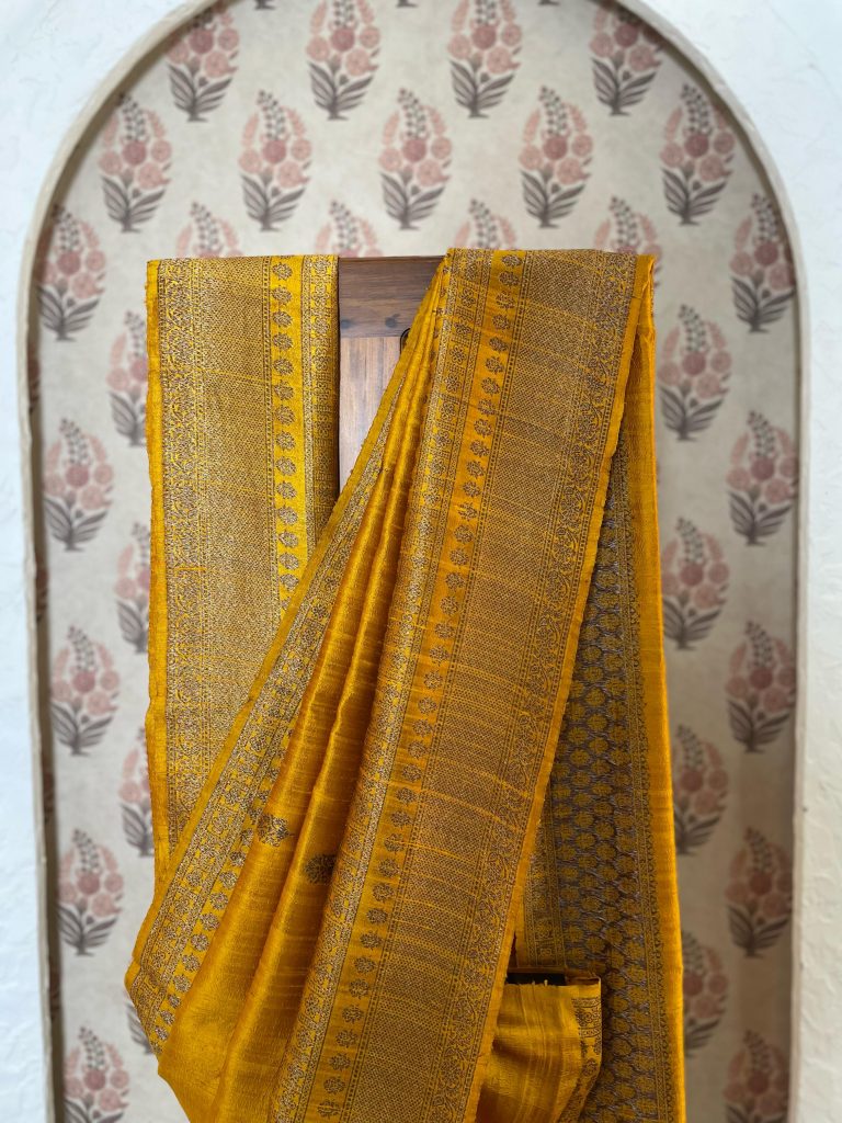TUSSAR RAW SILK SAREE - Image 4