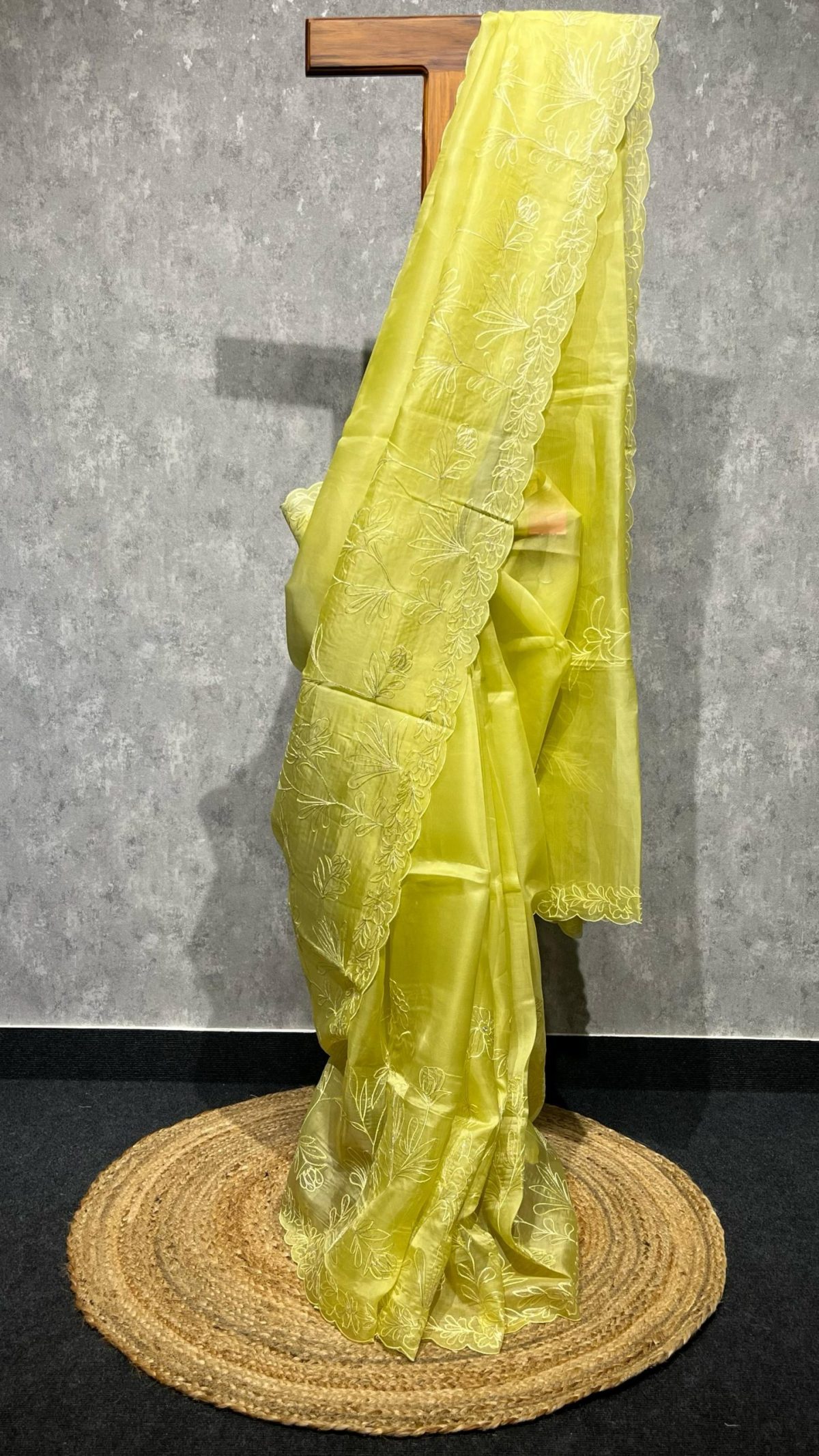 SILK ORGANZA APPLIQUE SAREE