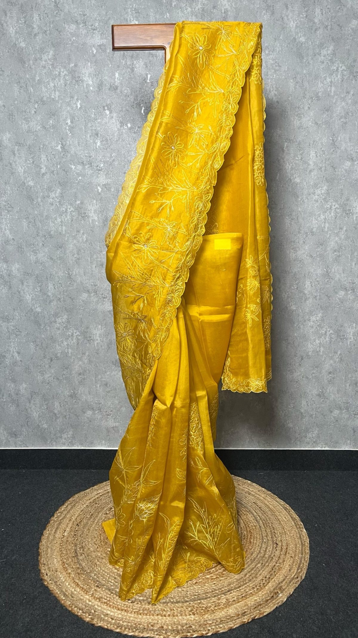 SILK ORGANZA APPLIQUE SAREE