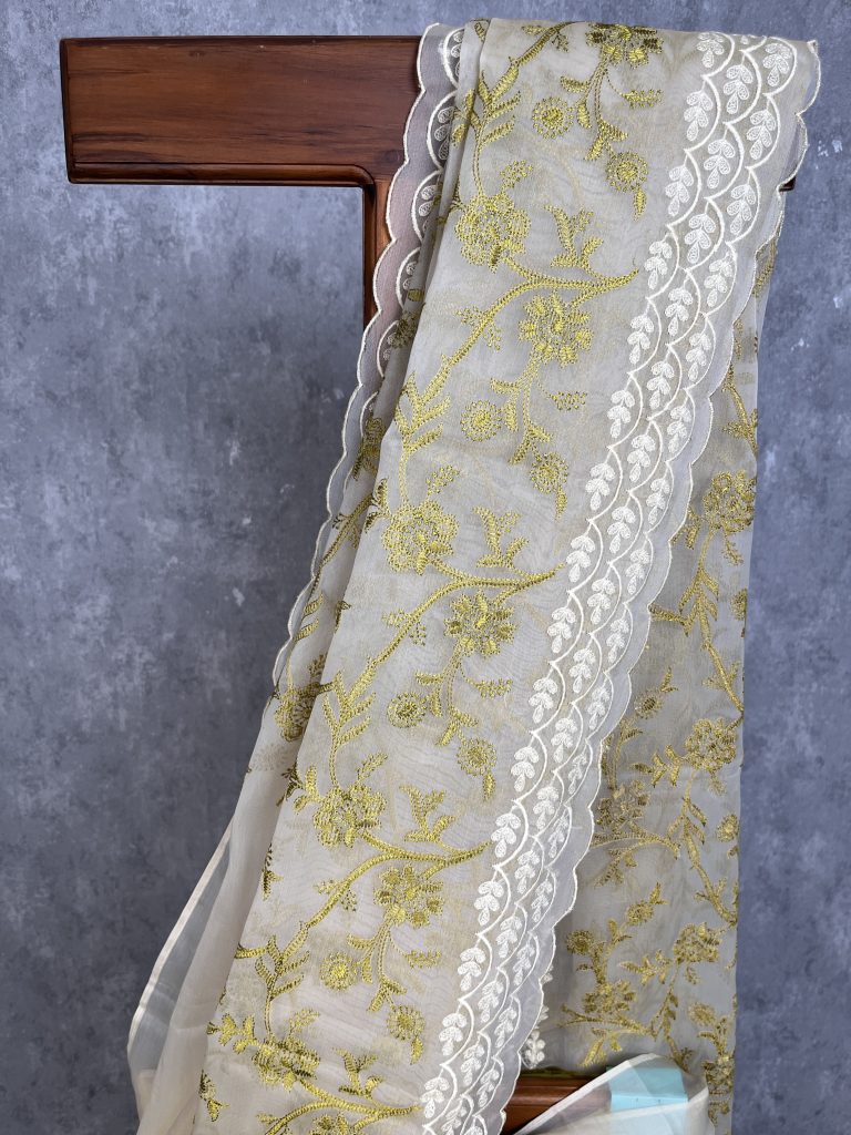 SEMI ORGANZA EMBROIDERY BANARASI SAREE - Image 2
