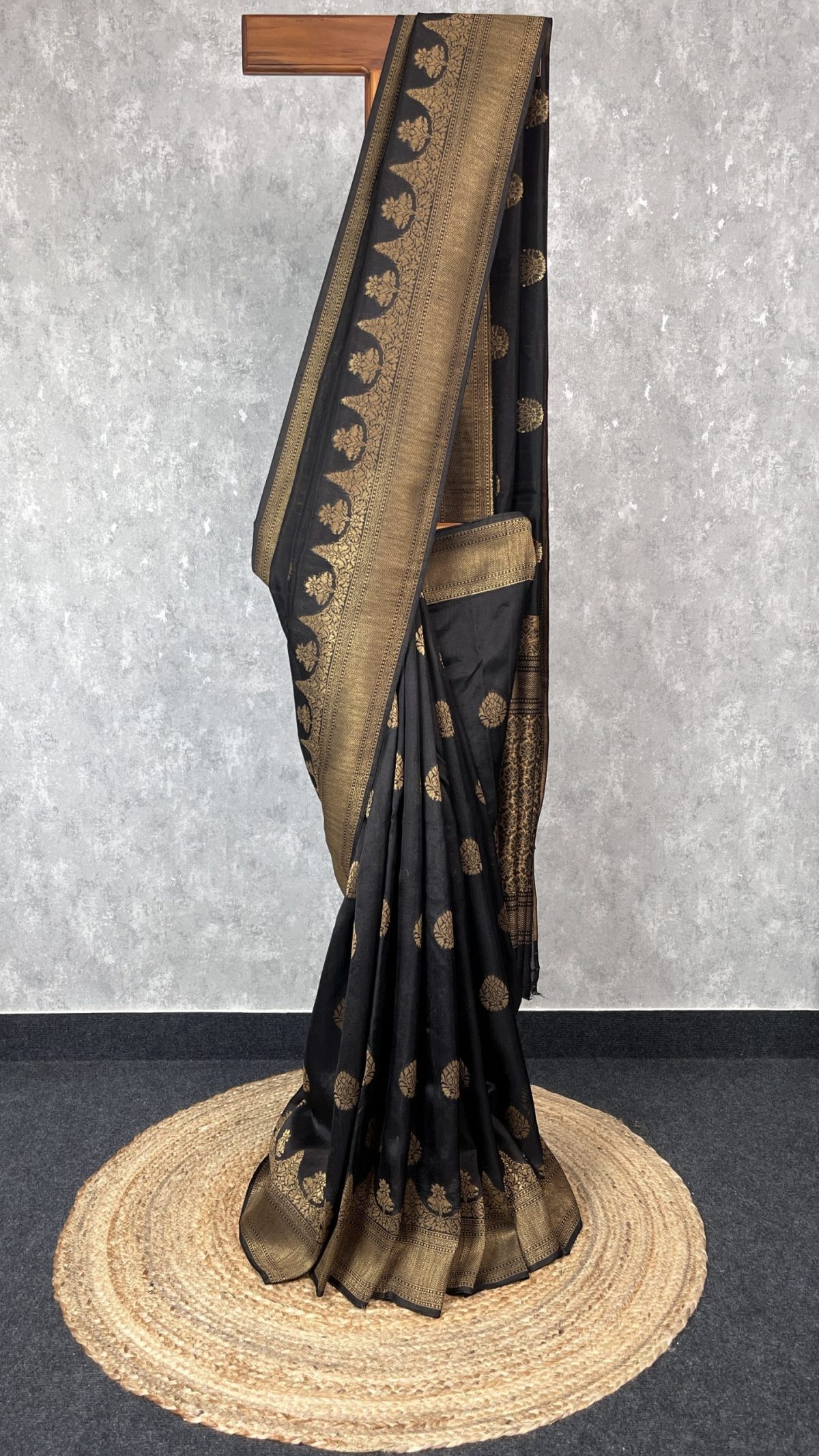 SEMI TUSSAR RAW SILK BANARASI SAREE