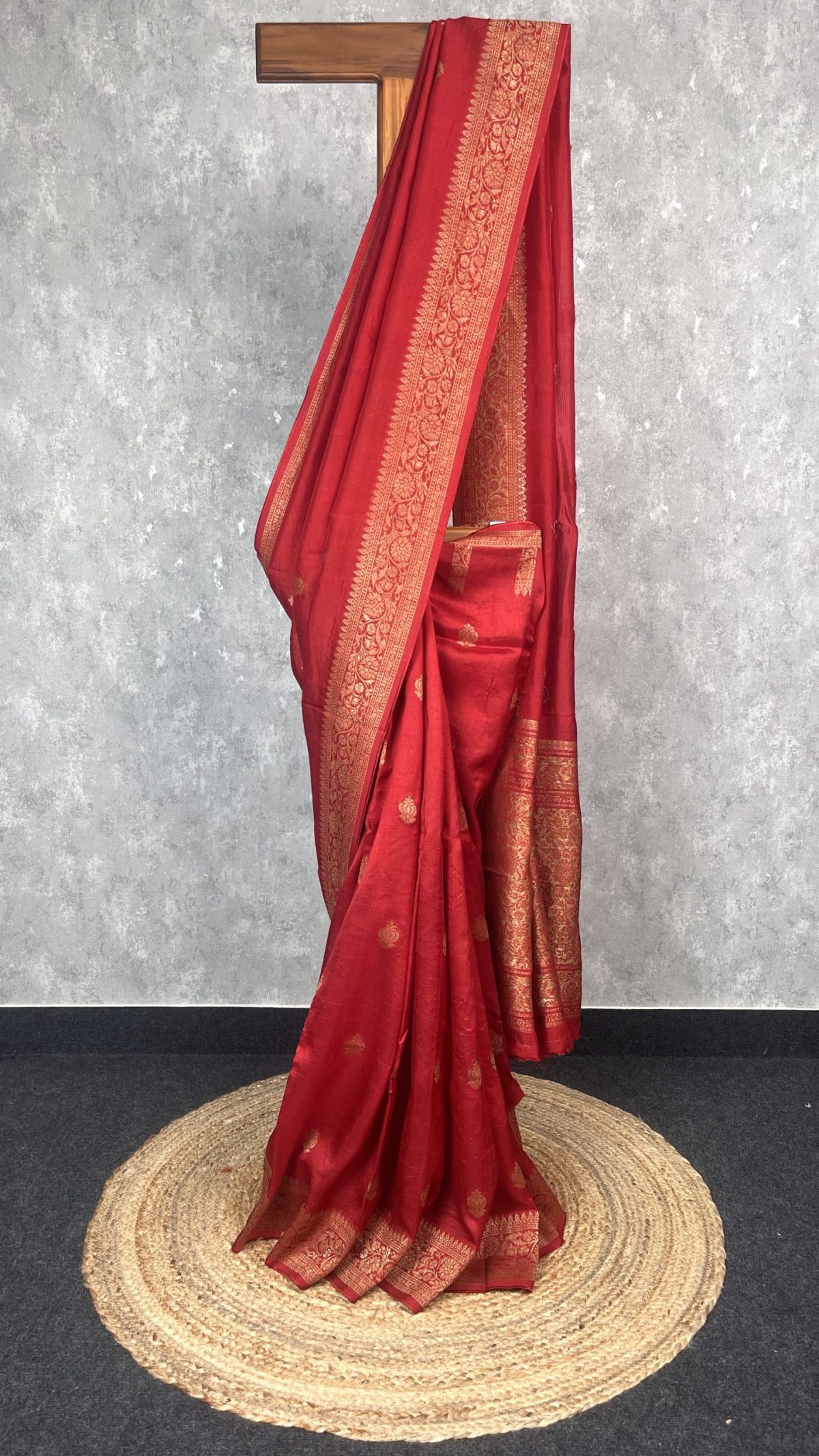 SEMI TUSSAR RAW SILK BANARASI SAREE