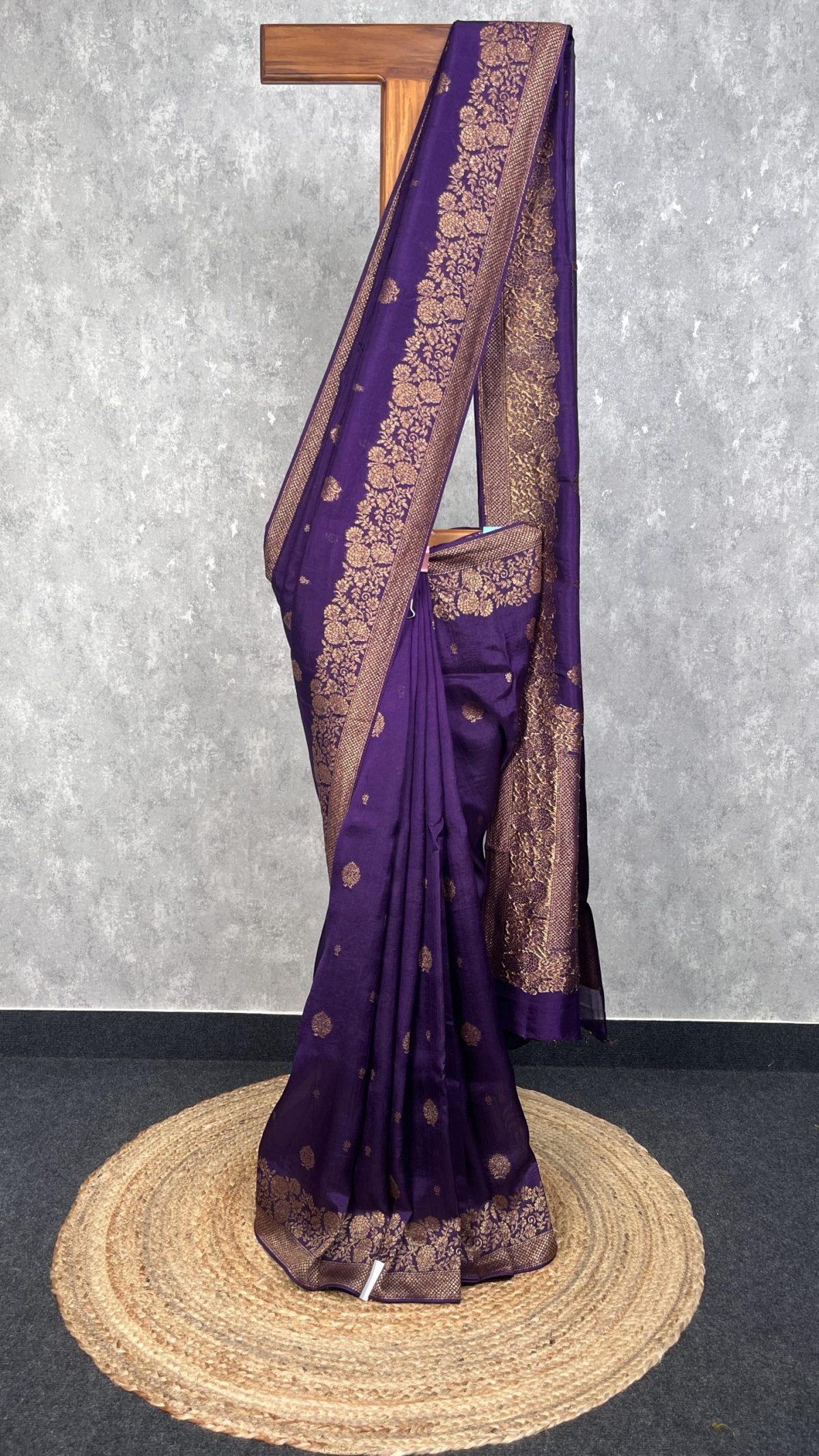SEMI TUSSAR RAW SILK BANARASI SAREE