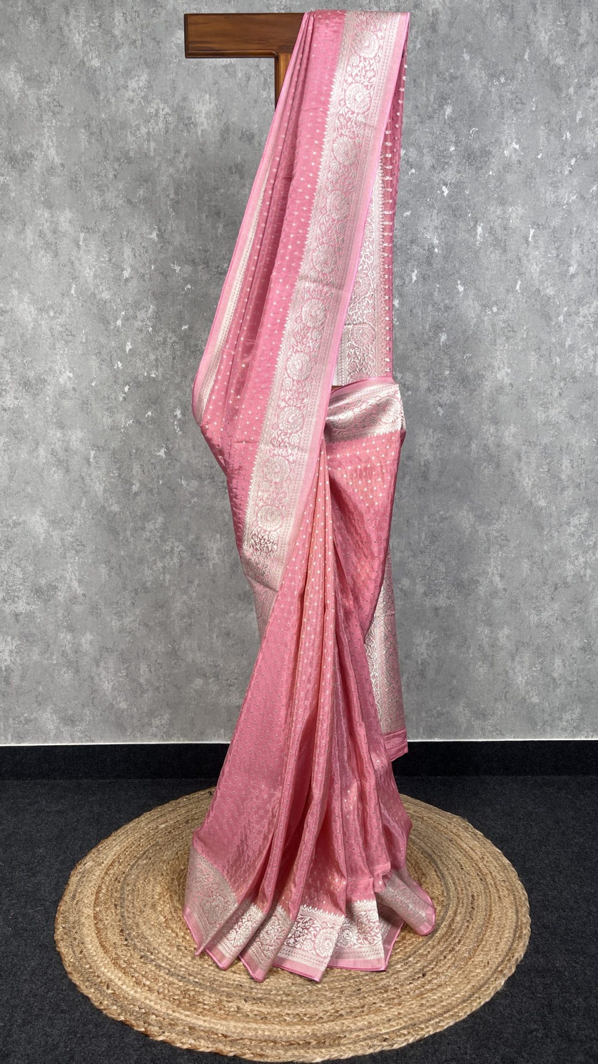VISCOSE TISSUE GEORGETTE BANARASI SAREE