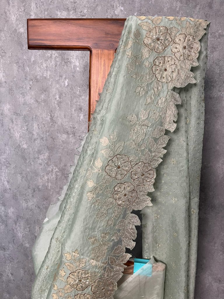 SILK ORGANZA APPLIQUE SAREE - Image 2