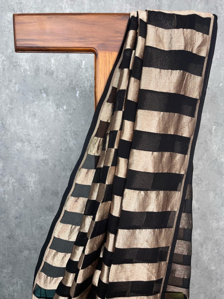 SILK GEORGETTE GOLD ZARI BANARASI SAREE - Image 2
