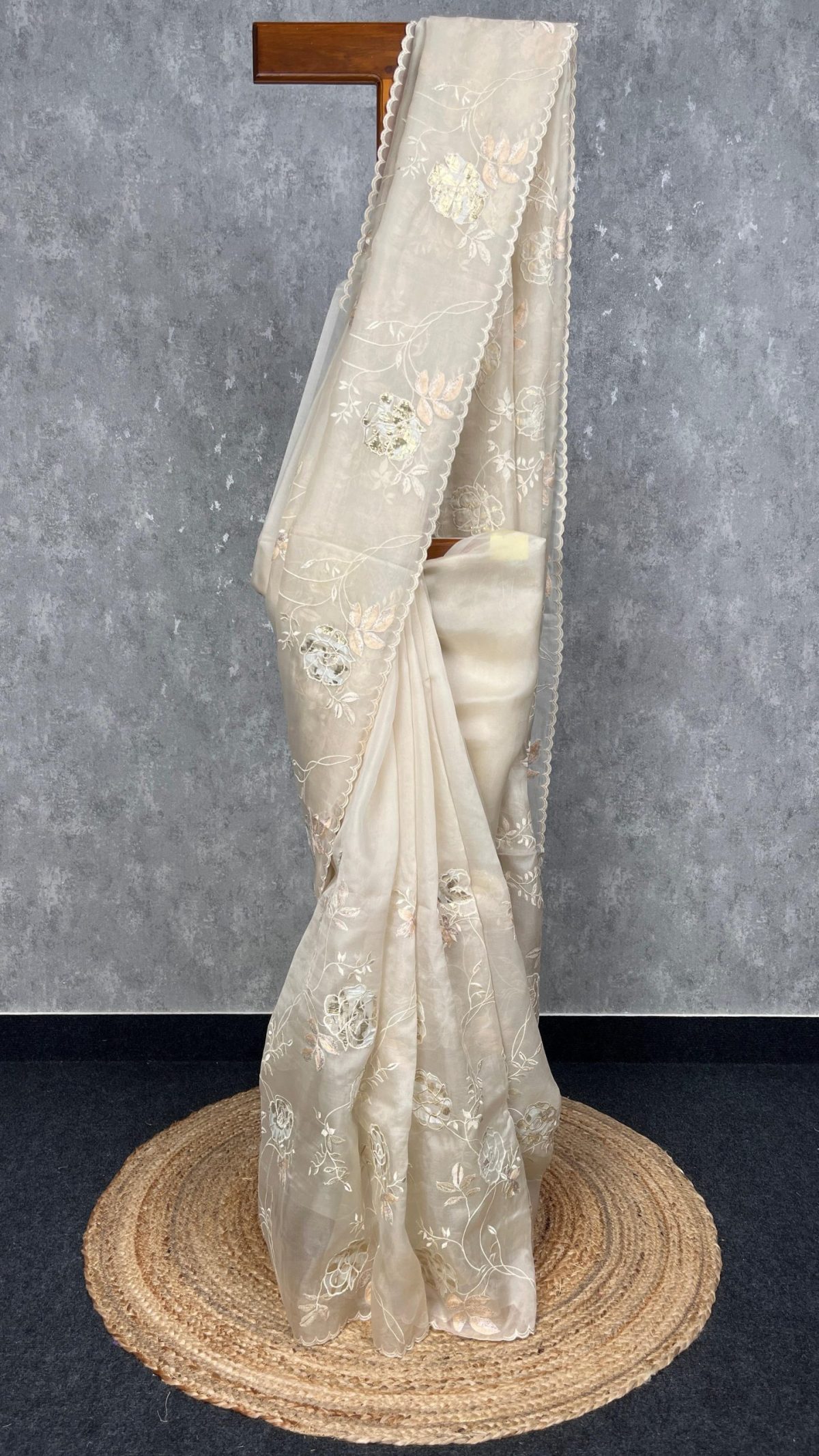 SILK ORGANZA APPLIQUE SAREE
