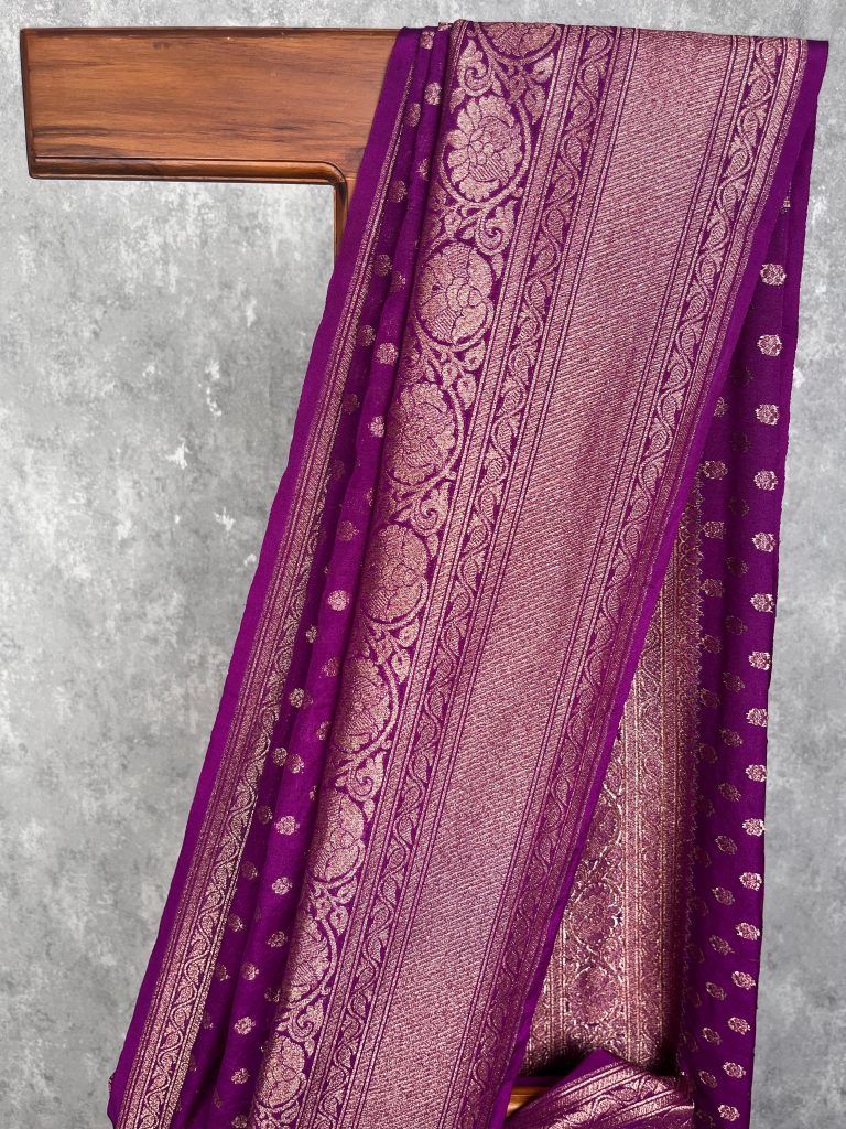 SEMI GEORGETTE ANTIQUE ZARI BANARASI SAREE - Image 3