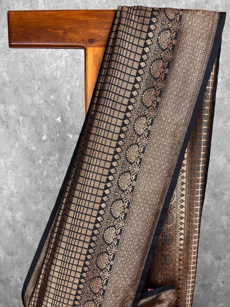 SEMI KATAN ANTIQUE ZARI BANARASI SAREE - Image 2