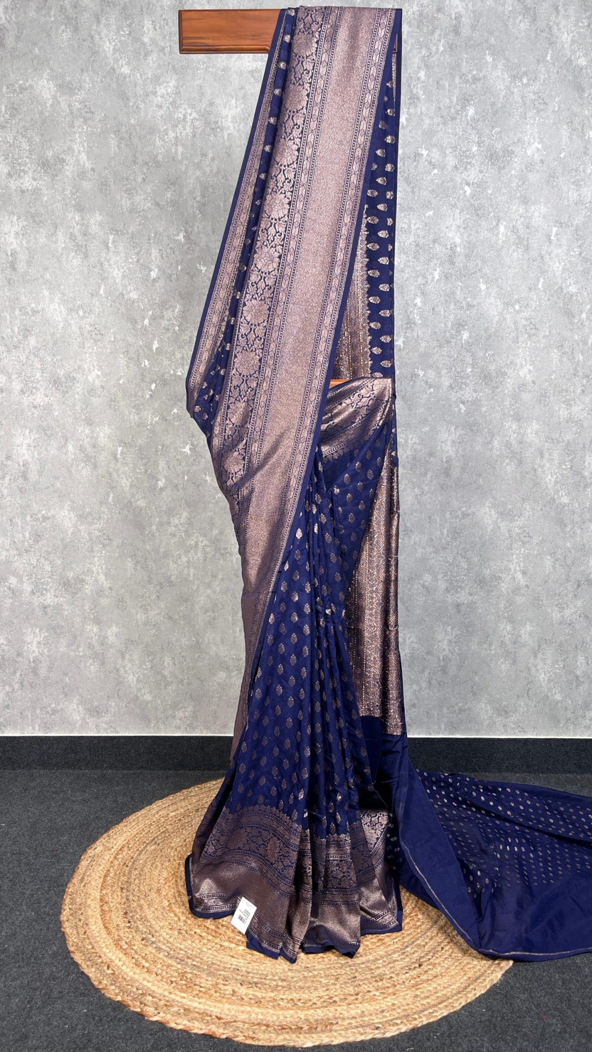 SEMI GEORGETTE ANTIQUE ZARI BANARASI SAREE