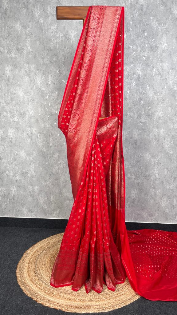 SEMI GEORGETTE ANTIQUE ZARI BANARASI SAREE