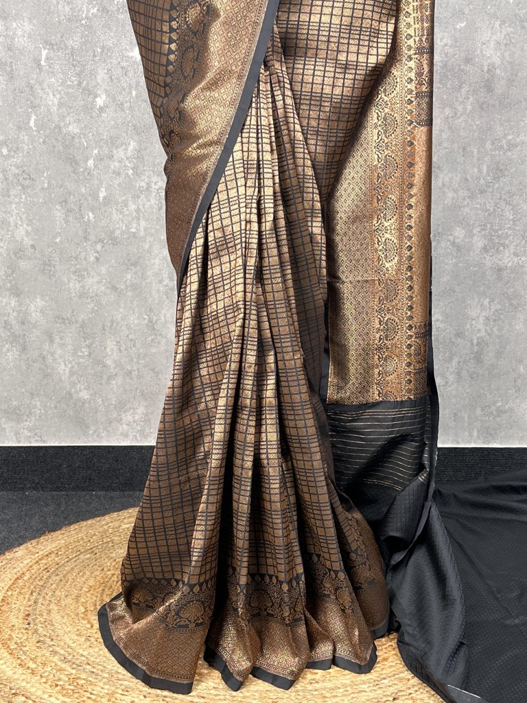 SEMI KATAN ANTIQUE ZARI BANARASI SAREE - Image 3