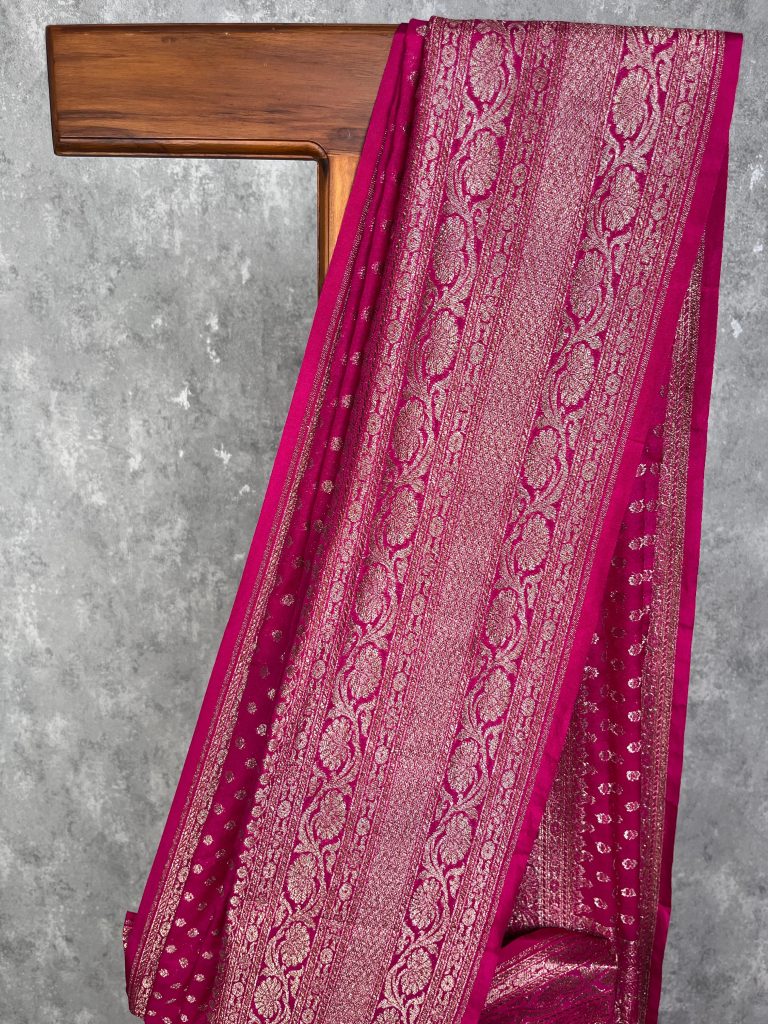 SEMI GEORGETTE ANTIQUE ZARI BANARASI SAREE - Image 2
