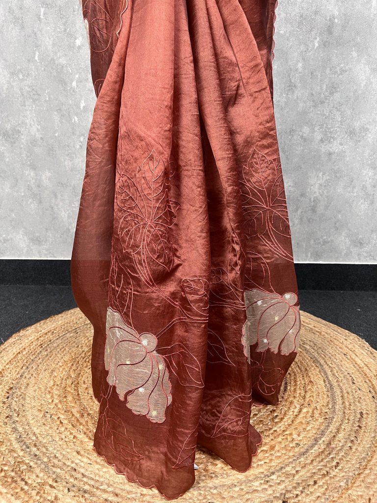 SILK ORGANZA TISSUE APPLIQUE EMBROIDERY SAREE - Image 3