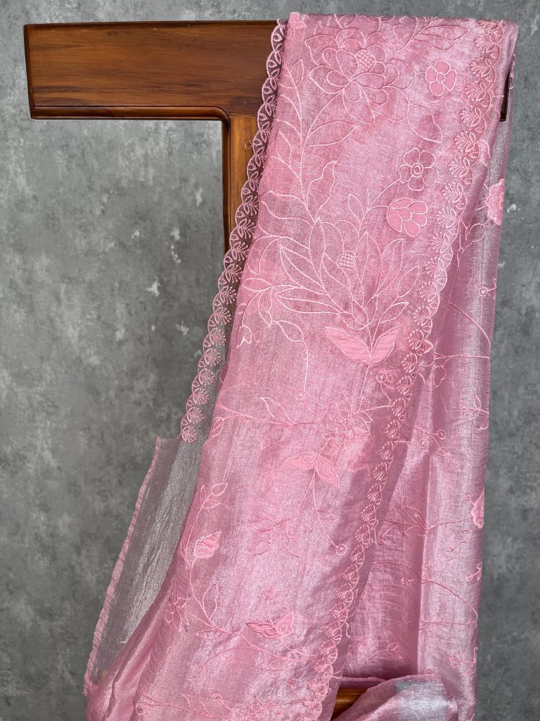 SEMI ORGANZA APPLIQUE EMBROIDERY SAREE - Image 2