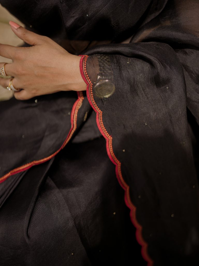 SILK ORGANZA HAND PAINTED SAREE - Image 4