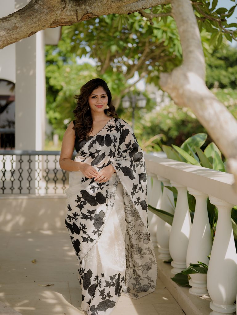 SILK ORGANZA APPLIQUE SAREE