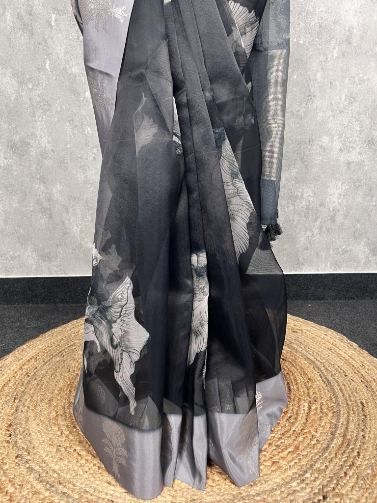 PRINTED ORGANZA SATIN BORDER BANARASI SAREE - Image 3