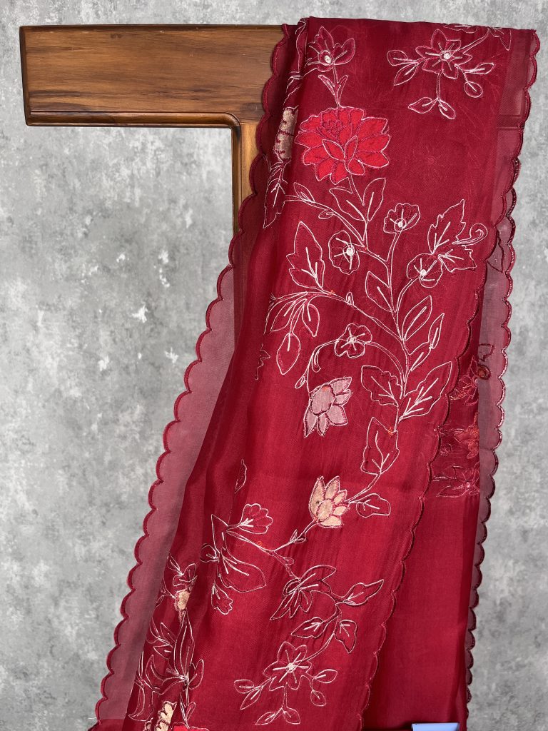 SILK ORGANZA APPLIQUE EMBROIDERY SAREE - Image 2