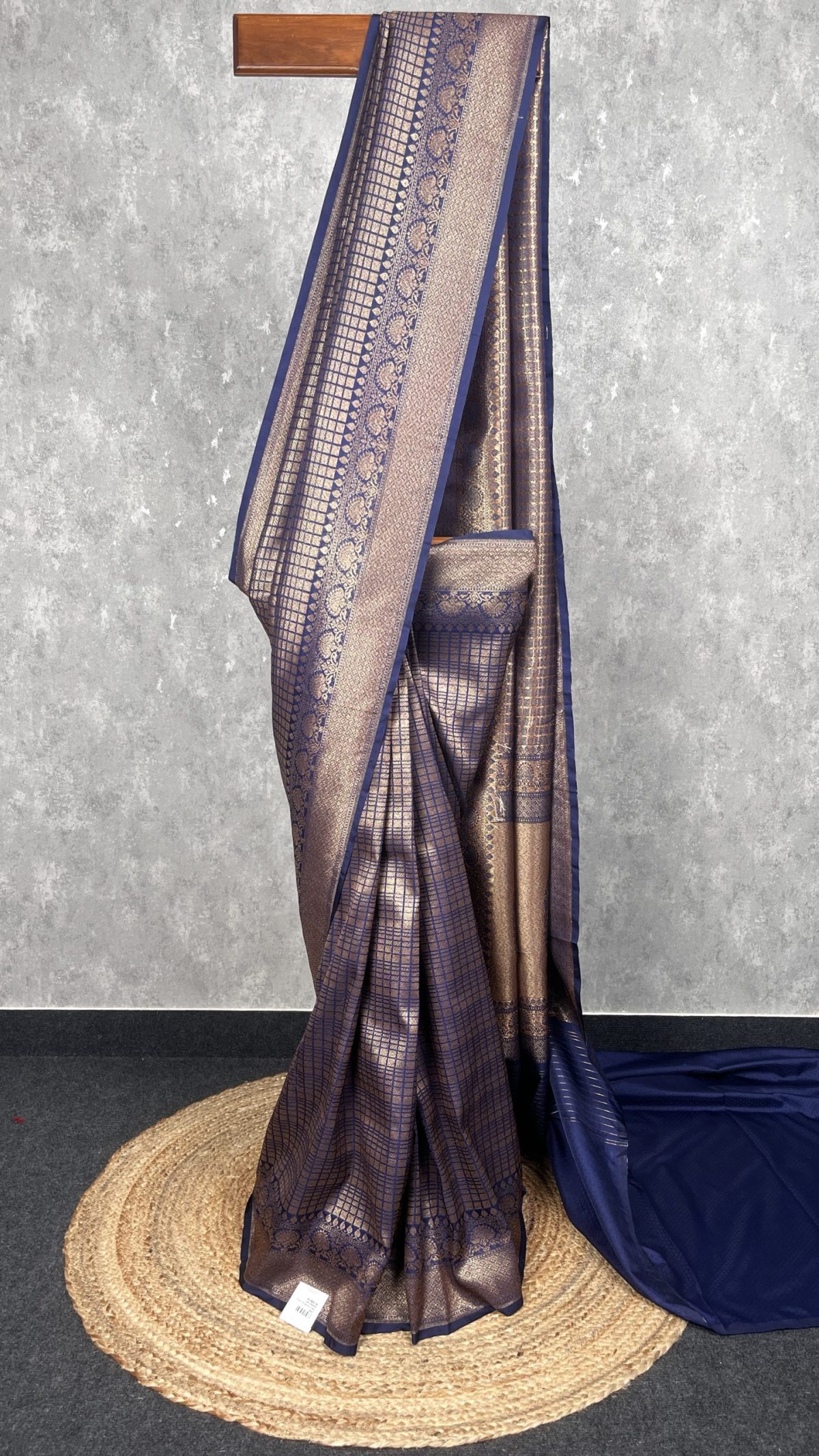 SEMI KATAN ANTIQUE ZARI BANARASI SAREE