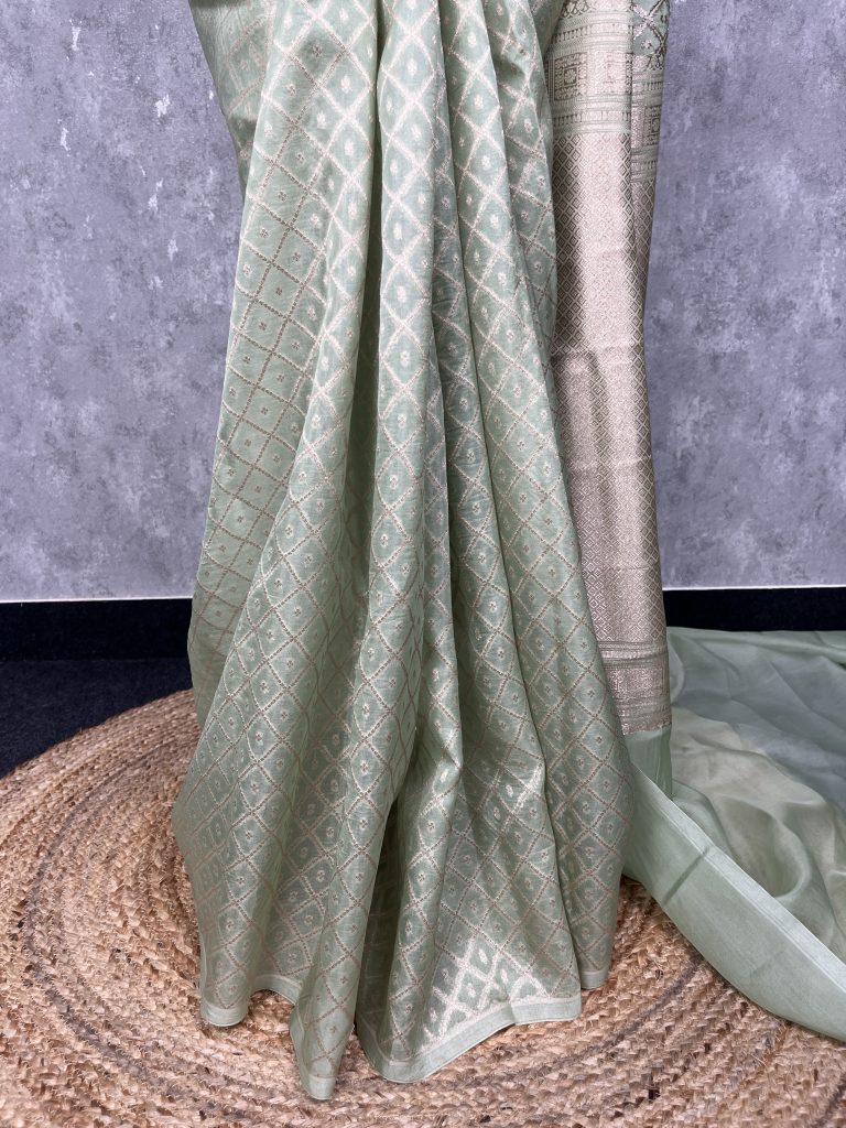 SILK ORGANZA WATER ZARI BANARASI SAREE - Image 3