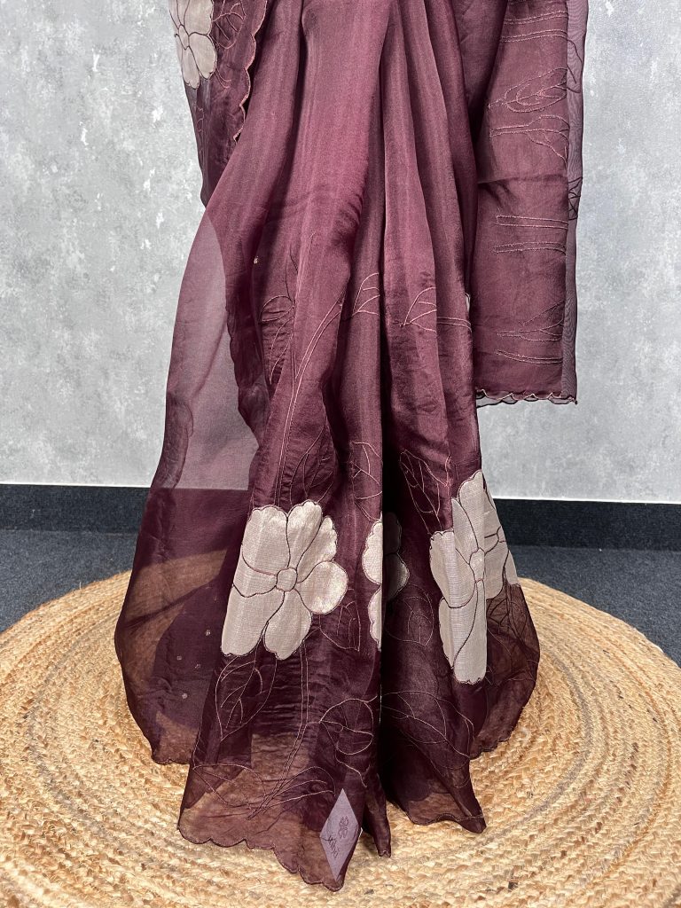 SILK ORGANZA TISSUE APPLIQUE EMBROIDERY SAREE - Image 3