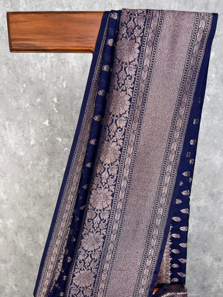 SEMI GEORGETTE ANTIQUE ZARI BANARASI SAREE - Image 2