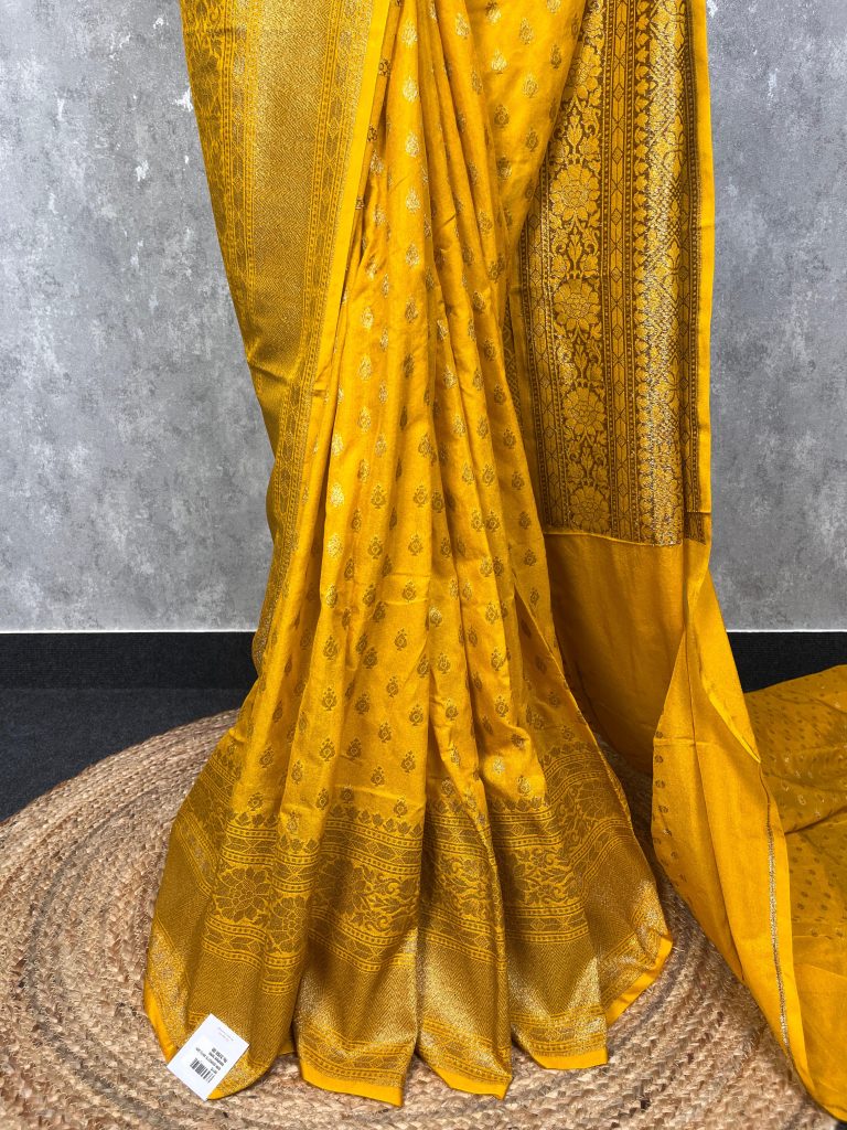 SEMI GEORGETTE ANTIQUE ZARI BANARASI SAREE - Image 3