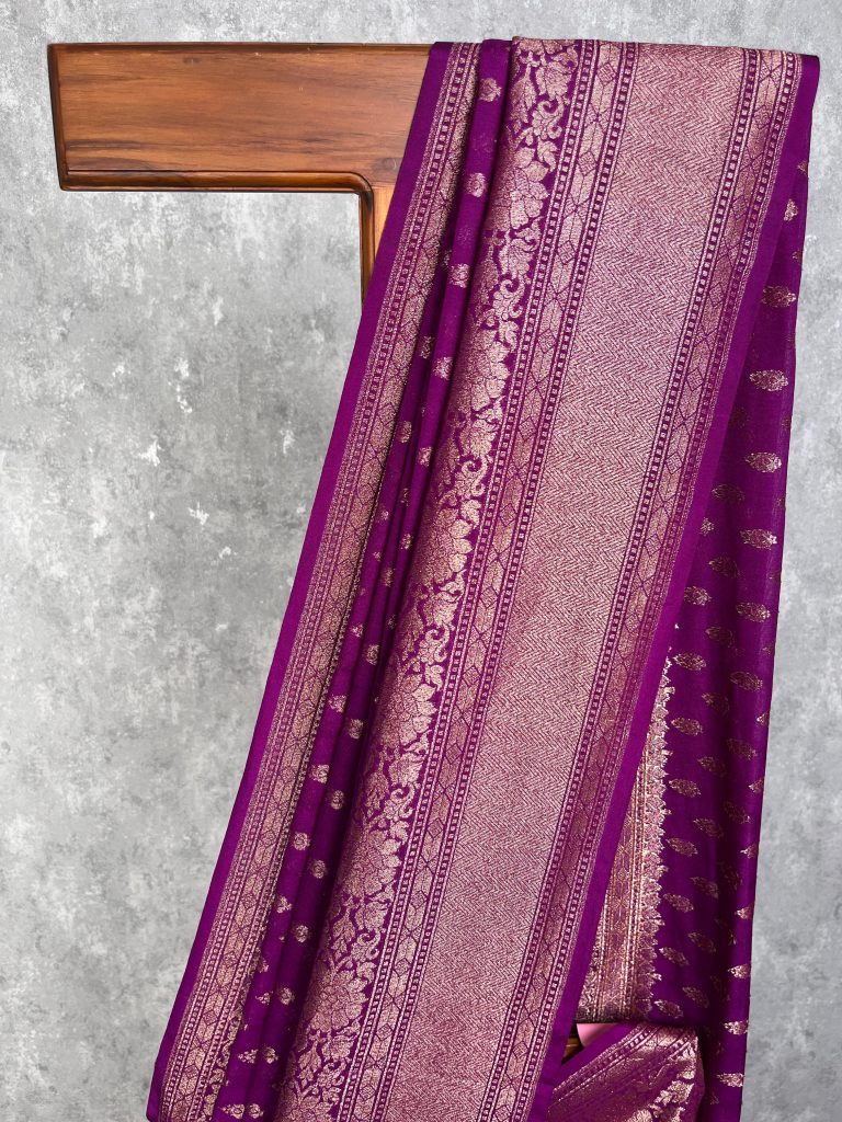 SEMI GEORGETTE ANTIQUE ZARI BANARASI SAREE - Image 2