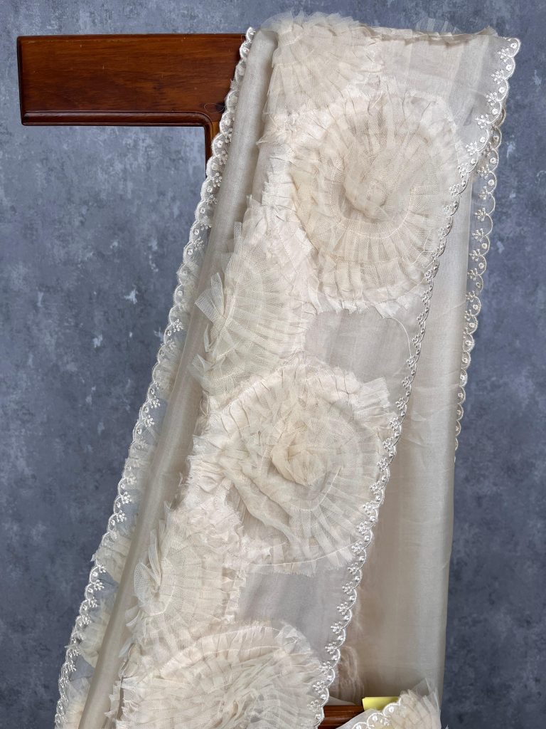 SILK ORGANZA APPLIQUE SAREE - Image 2