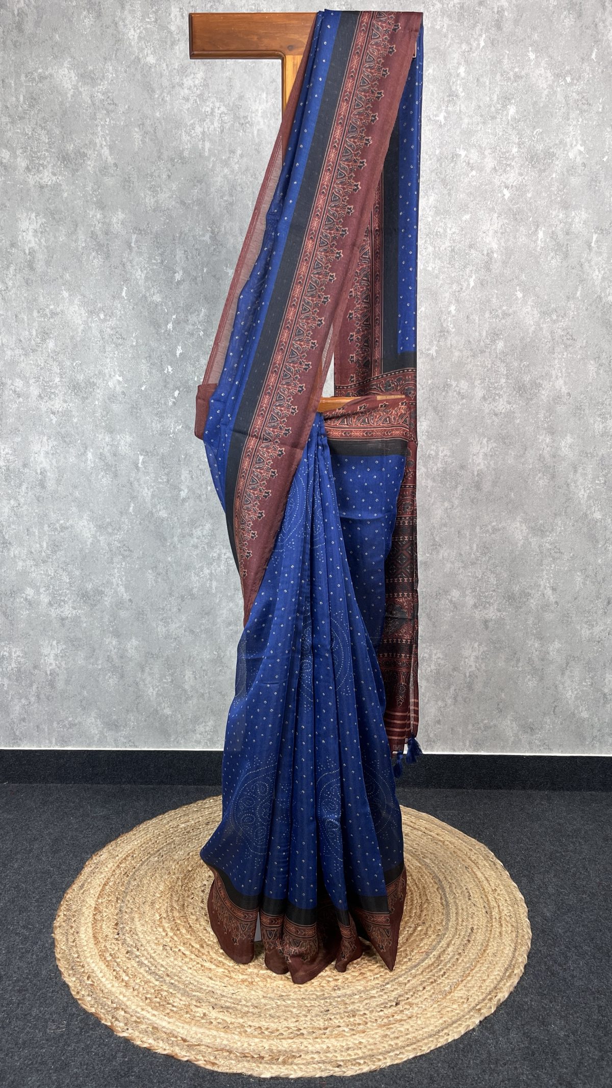 SEMI LINEN PRINTED SAREE