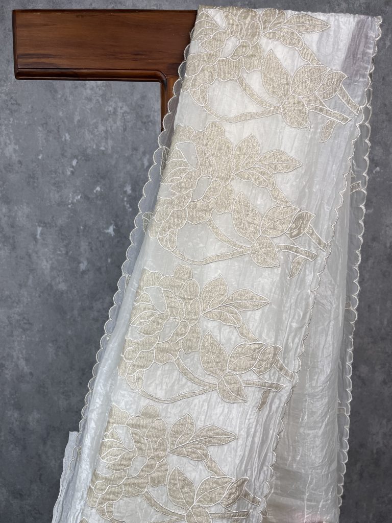 VISCOSE ORGANZA TISSUE APPLIQUE EMBROIDERY SAREE - Image 2