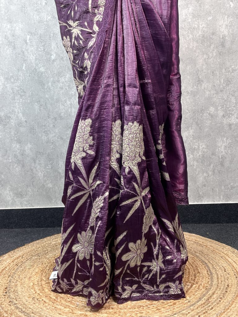 VISCOSE ORGANZA TISSUE APPLIQUE EMBROIDERY SAREE - Image 3