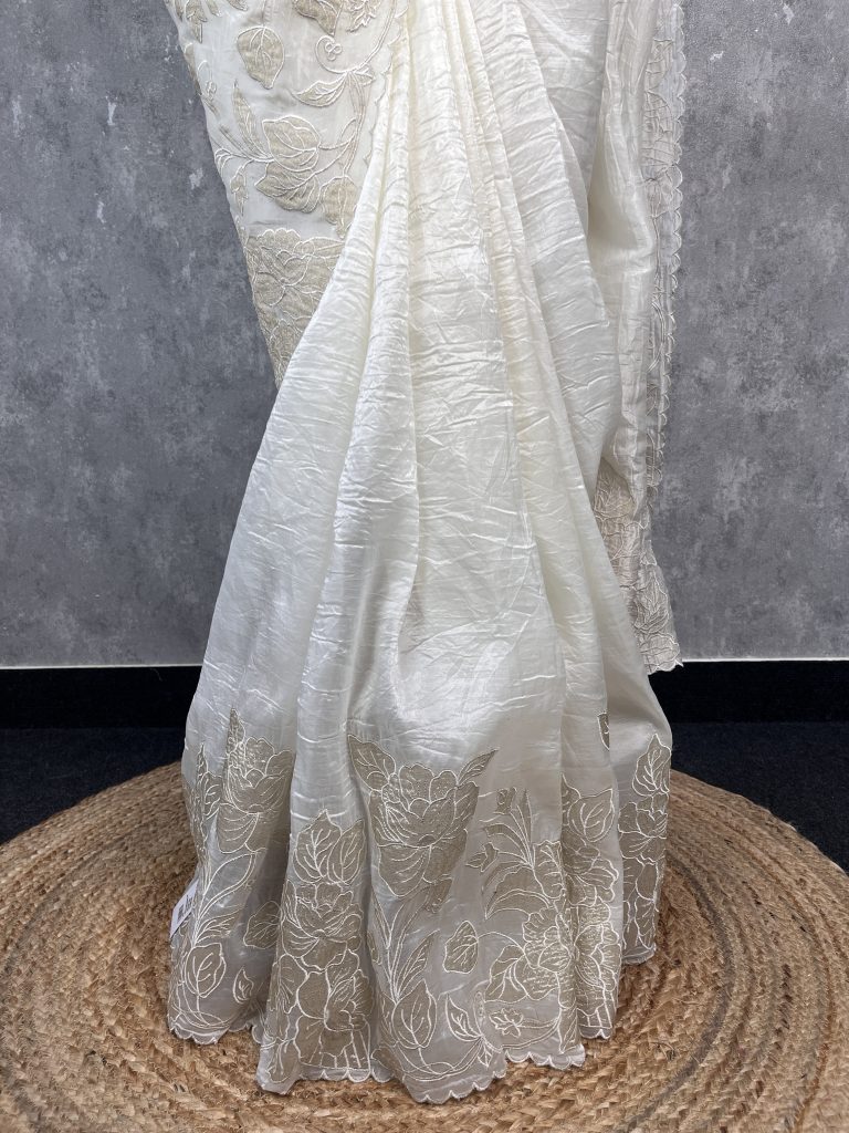 VISCOSE ORGANZA TISSUE APPLIQUE EMBROIDERY SAREE - Image 3