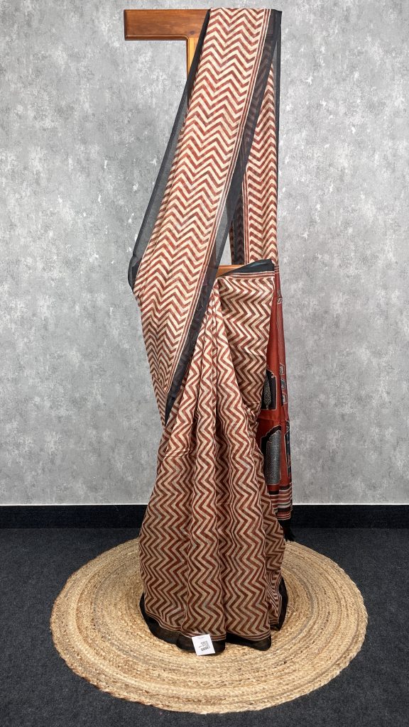 SEMI LINEN PRINTED SAREE