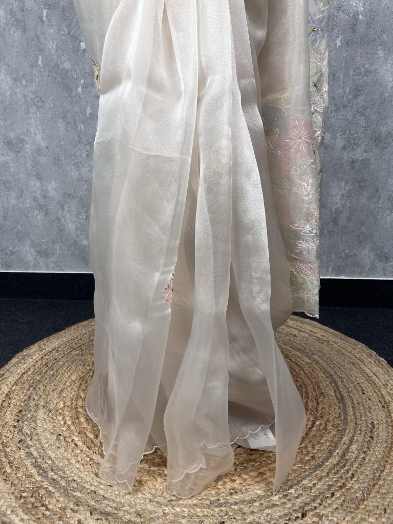 ORGANZA EMBROIDERY SAREE - Image 3