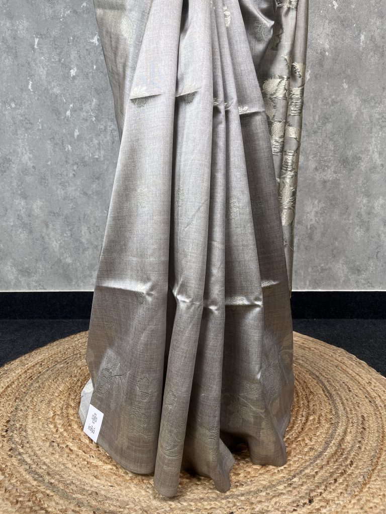 SEMI TUSSAR SILK WEAVING BANARASI SAREE - Image 3