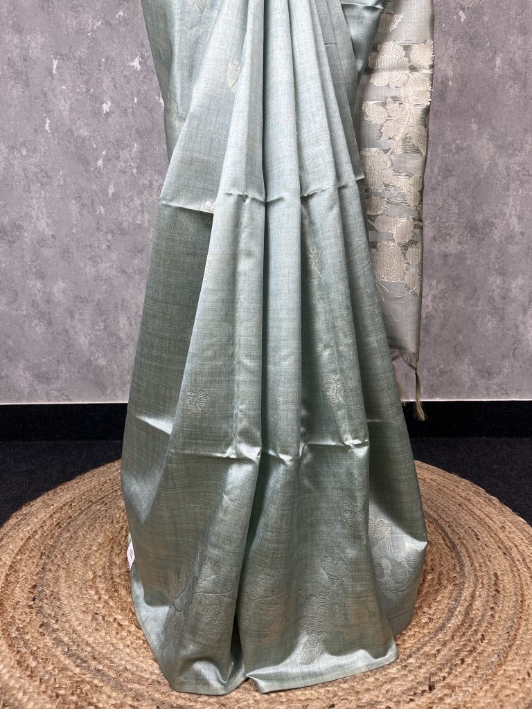 SEMI TUSSAR SILK WEAVING BANARASI SAREE - Image 3