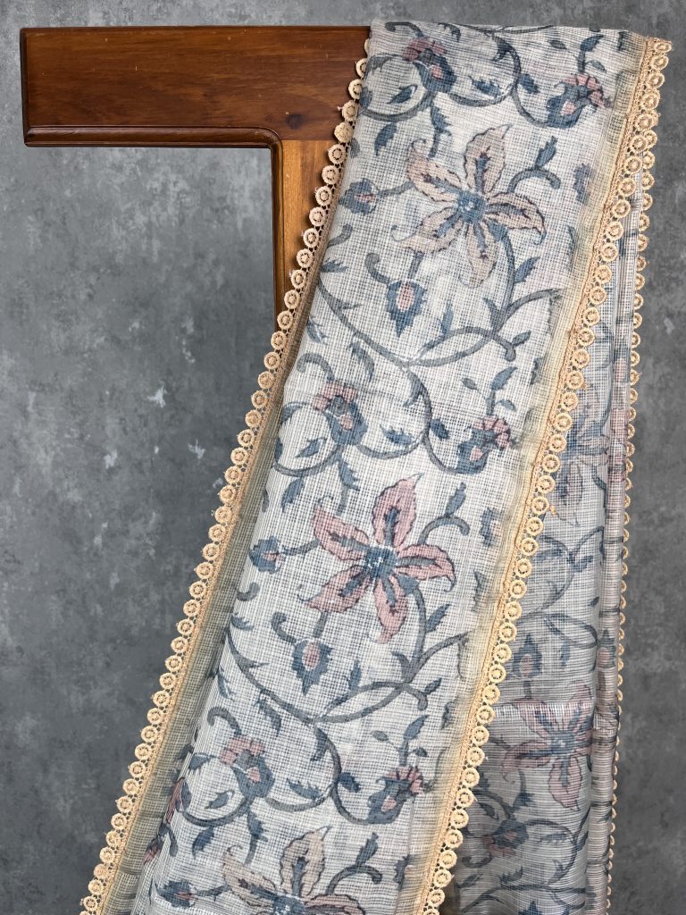 SEMI LINEN PRINTED SAREE - Image 2