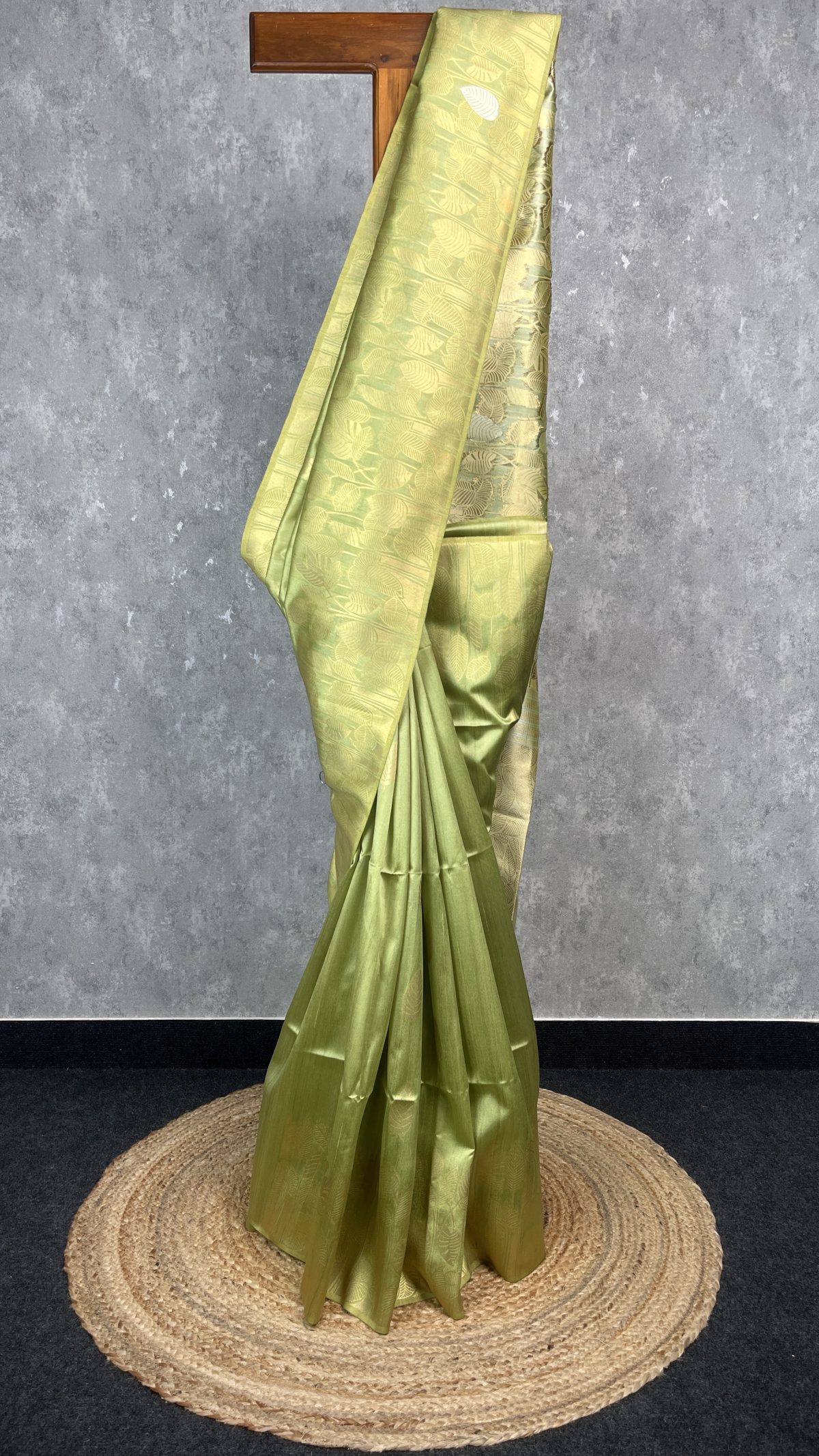 SEMI TUSSAR SILK WEAVING BANARASI SAREE